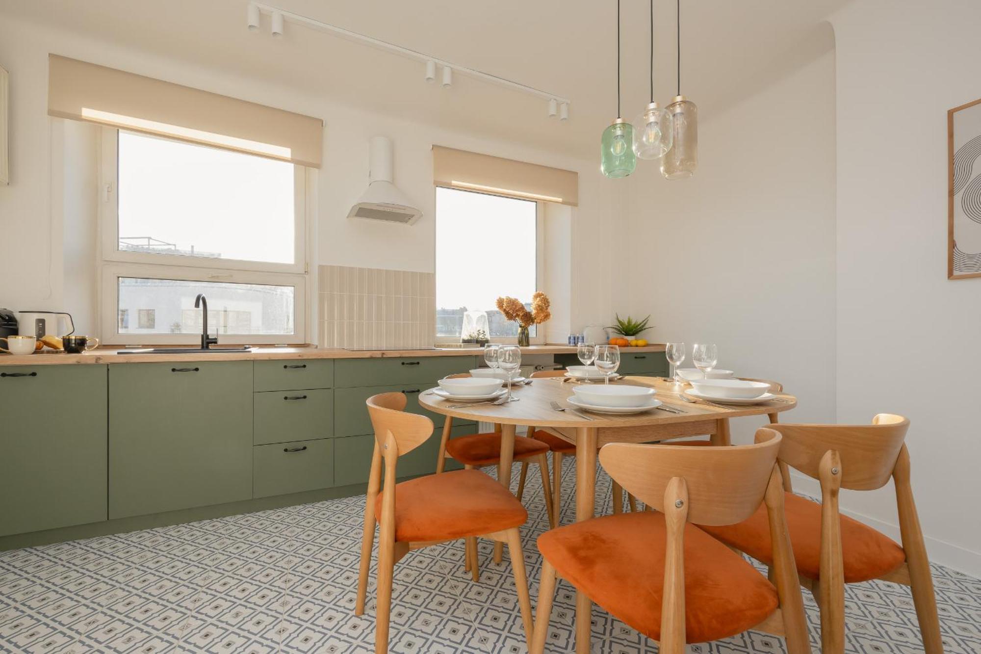 Apartment For 6 People Near Royal Baths Park By Renters Prestige Варшава Екстериор снимка